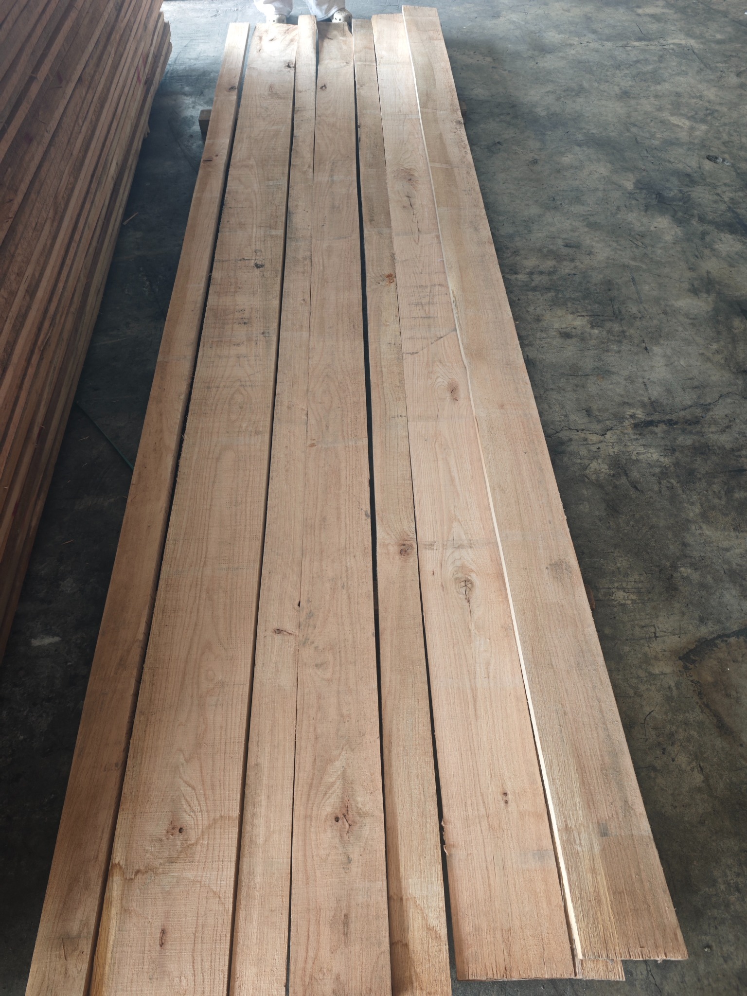 Gỗ sồi đỏ · Trung Long Wood